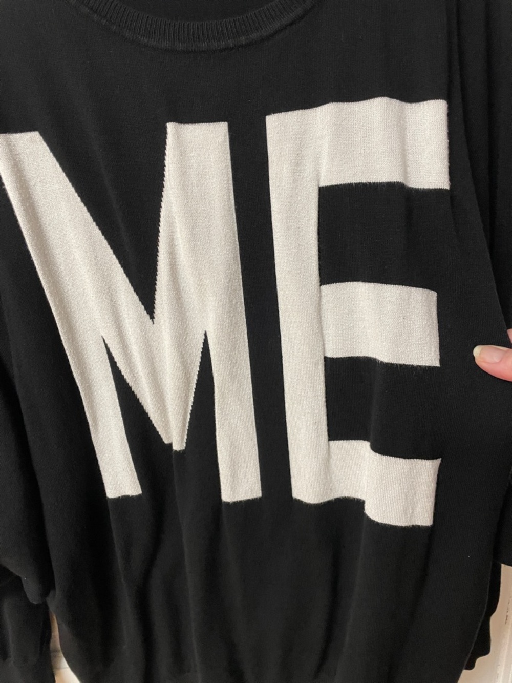 Vero Moda black batwing sleeve “ME” sweater women’s size medium - Picture 4 of 15